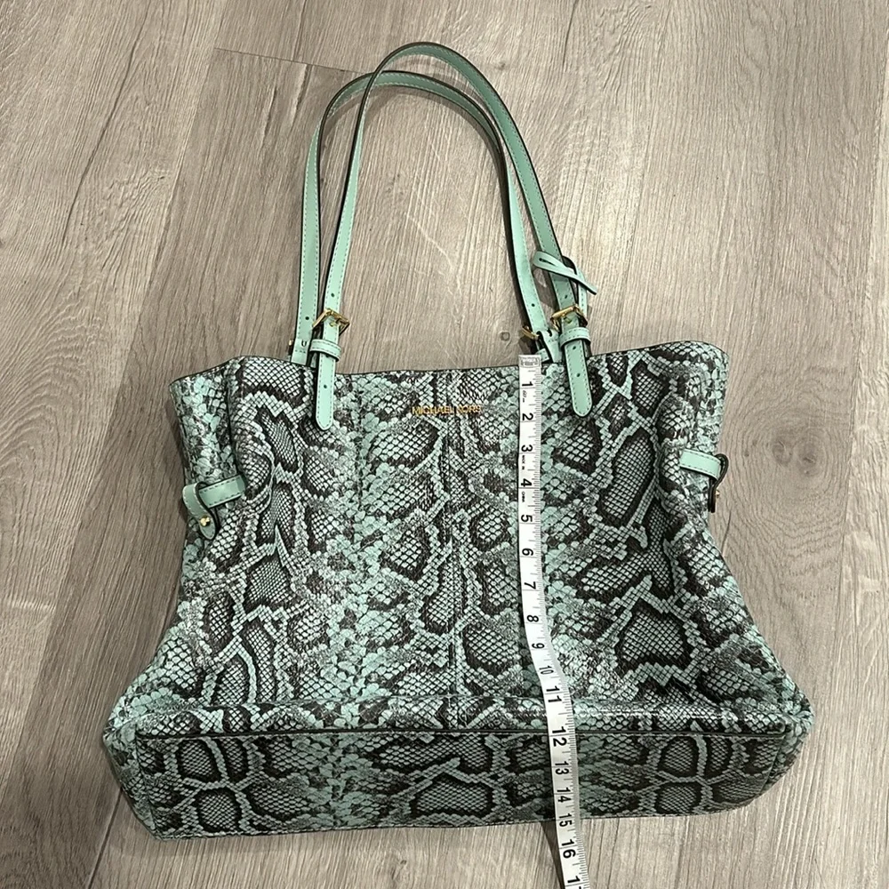 MICHAEL KORS | Embossed Leather Tote Pale Jade